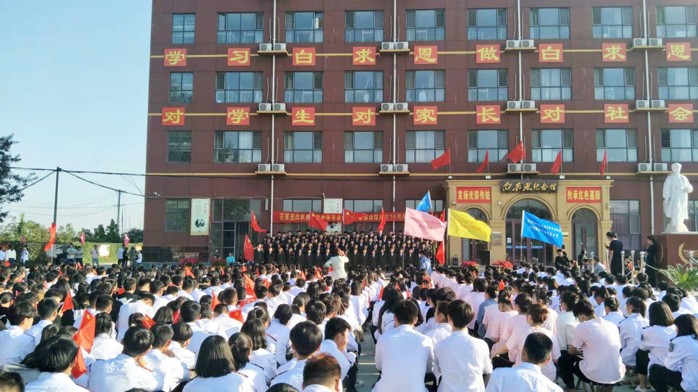 唱响�U�色旋律 心随���国��N��