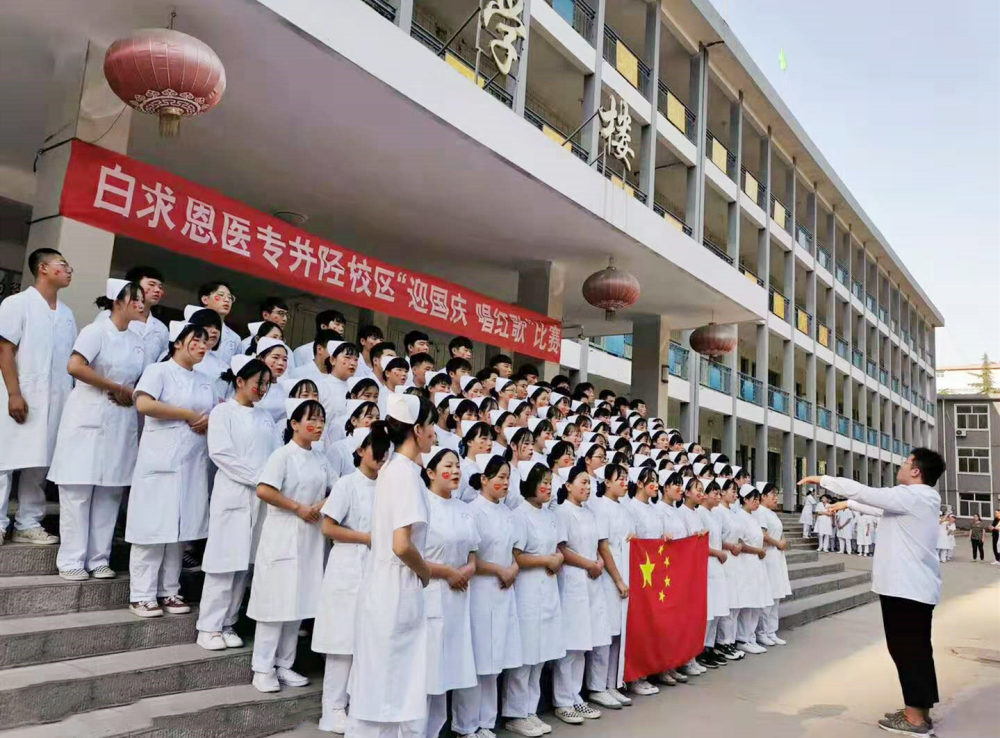 唱响�U�色旋律 心随���国��N��