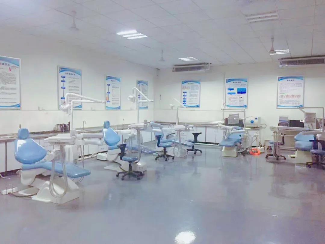 矛_®¶åº„白求æ©åŒÕd¦é™¢å£è…”æŠ¤ç†æŠ¥å䏿–?jpg 矛_®¶åº„白求æ©åŒÕd¦é™¢å£è…”æŠ¤ç†æŠ¥å䏿–?jpg