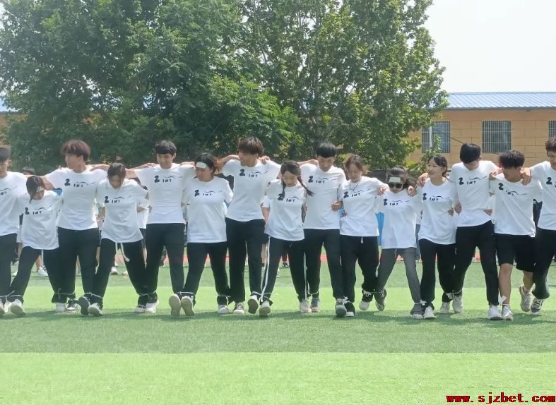 青春飞扬�Q�趣动校�? src=