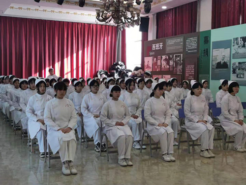 石家莊白求恩護(hù)理禮儀課