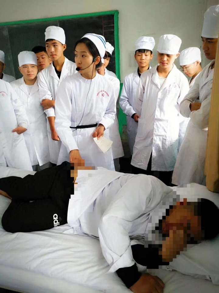 石家莊白求恩醫(yī)學(xué)院護(hù)理專(zhuān)業(yè)實(shí)操
